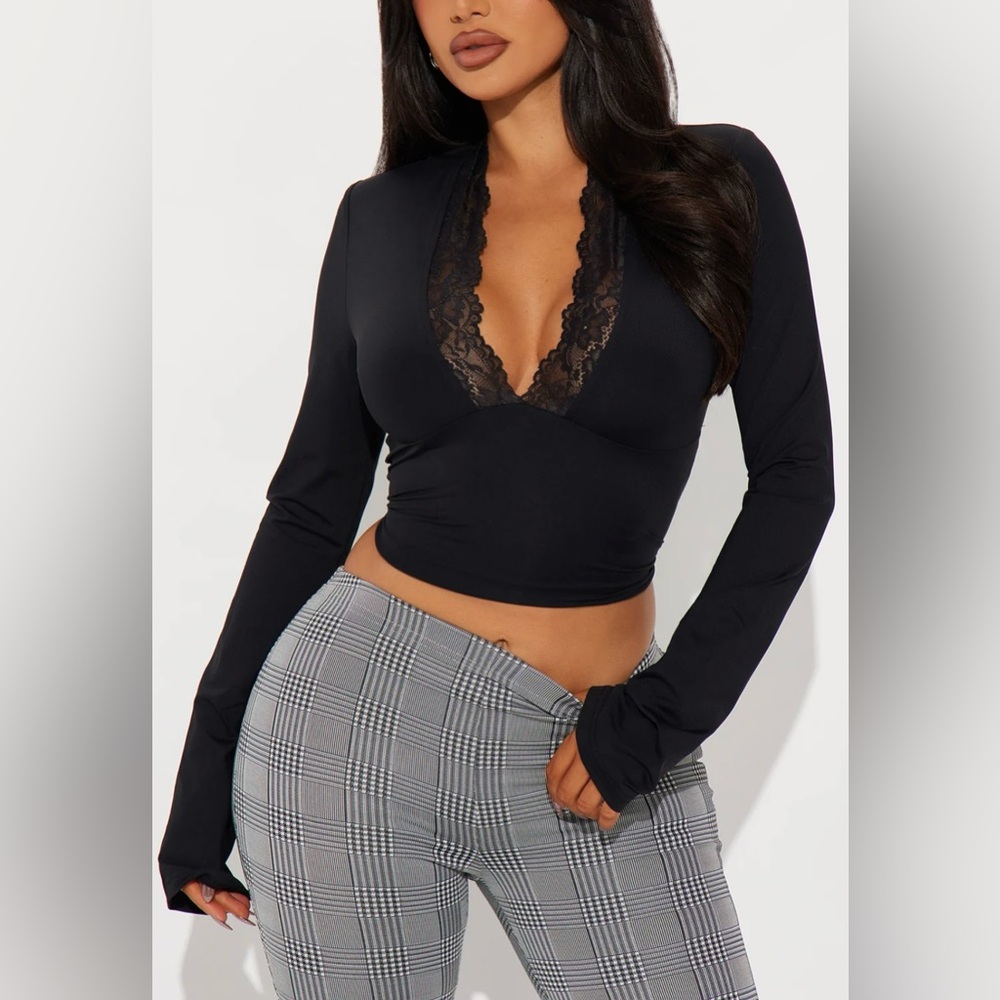 Fashion Nova Black V-Neck Lace Women's Blouse